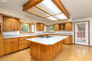 1108 SE 168th Ave, Portland, OR 97233 - Photo 8