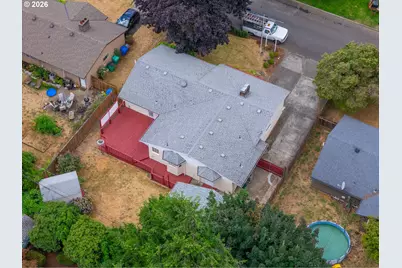 1108 SE 168th Ave, Portland, OR 97233 - Photo 2