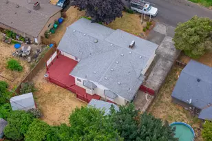 1108 SE 168th Ave, Portland, OR 97233 - Photo 2