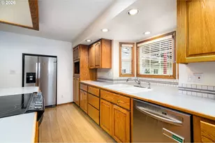 1108 SE 168th Ave, Portland, OR 97233 - Photo 12