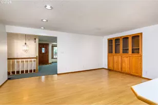 1108 SE 168th Ave, Portland, OR 97233 - Photo 12