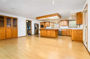 1108 SE 168th Ave, Portland, OR 97233 - Photo 6