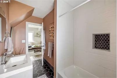 7336 SE Bybee Blvd, Portland, OR 97206 - Photo 24