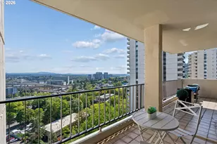 2211 SW 1st Ave, Portland, OR 97201 - Photo 16
