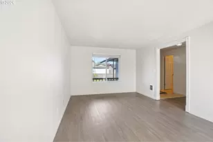 16005 NE 4th St, Vancouver, WA 98684 - Photo 4