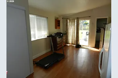 2375 SE Washington Ct, Hillsboro, OR 97123 - Photo 26