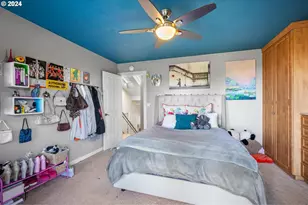 1060 Upper Devon Ln, Lake Oswego, OR 97034 - Photo 32