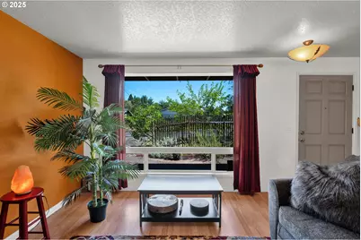 2130 Grant St, Eugene, OR 97405 - Photo 8