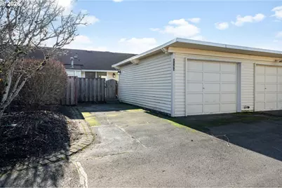 5165 SW Normandy Pl, Beaverton, OR 97005 - Photo 32