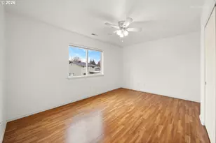 910 NE 4th Ave, Hillsboro, OR 97124 - Photo 28