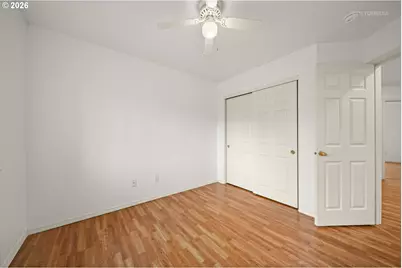 910 NE 4th Ave, Hillsboro, OR 97124 - Photo 24