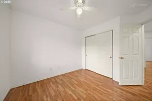 910 NE 4th Ave, Hillsboro, OR 97124 - Photo 24