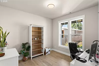 3226 E Province Ct, Newberg, OR 97132 - Photo 4