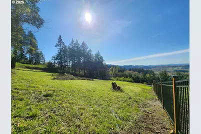 Eagle View Dr #3, Eugene, OR 97405 - Photo 2