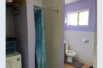 776 E Fourth Ave, Sutherlin, OR 97479 - Photo 14