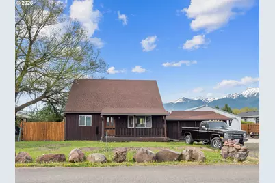 604 SW Mildred Ave, Enterprise, OR 97828 - Photo 1