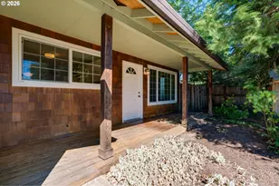 3005 E Lindquist Ct, Newberg, OR 97132 - Photo 2