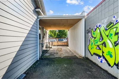 692 Jefferson St, Eugene, OR 97402 - Photo 6