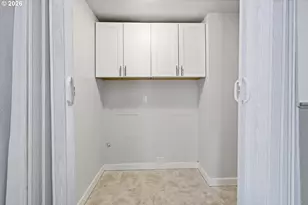 2740 Almaden St, Eugene, OR 97405 - Photo 18