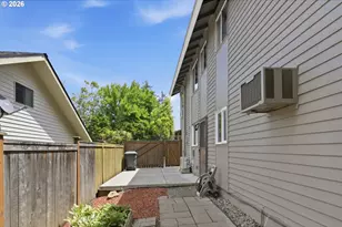 2740 Almaden St, Eugene, OR 97405 - Photo 46