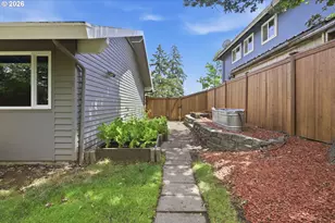 2740 Almaden St, Eugene, OR 97405 - Photo 38