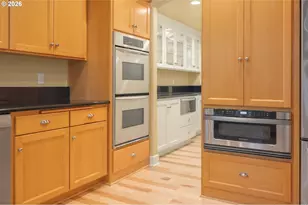 1184 Cedar Ridge Dr, Eugene, OR 97401 - Photo 12
