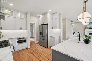 8414 NW Gilliam Ln, Portland, OR 97229 - Photo 10