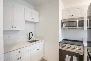 708 N Killingsworth St, Portland, OR 97217 - Photo 4