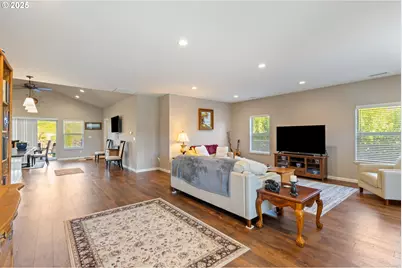 263 Wil Way, Winston, OR 97496 - Photo 12