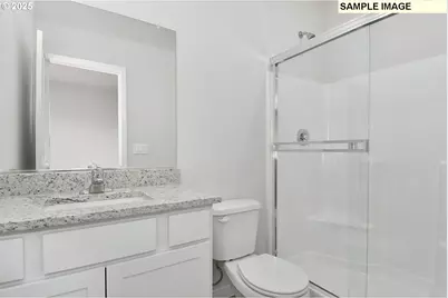 1385 Owl Ave, Woodburn, OR 97071 - Photo 10