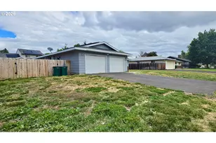 5313 Mazama Dr, Klamath Falls, OR 97603 - Photo 2