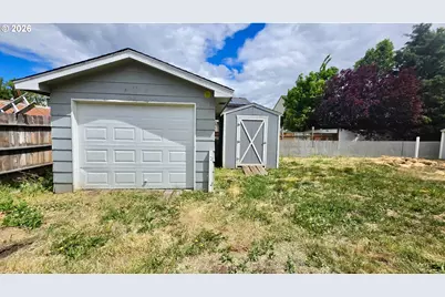 5313 Mazama Dr, Klamath Falls, OR 97603 - Photo 6