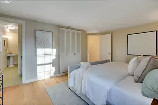 205 NE Billingher Dr, Portland, OR 97220 - Photo 16