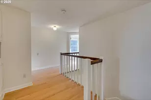 205 NE Billingher Dr, Portland, OR 97220 - Photo 14