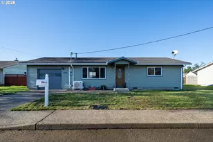 702 Ash Ave, Tillamook, OR 97141 - Photo 1