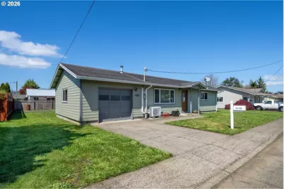 702 Ash Ave, Tillamook, OR 97141 - Photo 2