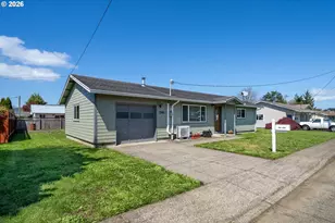 702 Ash Ave, Tillamook, OR 97141 - Photo 2