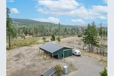 40213 Dogwood Rd, Mill City, OR 97360 - Photo 2