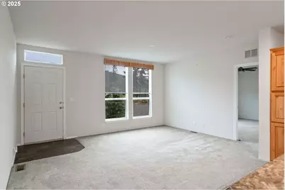 40213 Dogwood Rd, Mill City, OR 97360 - Photo 8