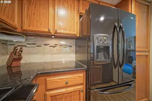 1986 Lake Isle Dr, Eugene, OR 97401 - Photo 26