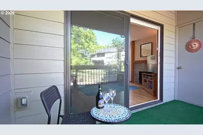 1986 Lake Isle Dr, Eugene, OR 97401 - Photo 46