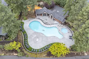 60439 Hedgewood Ln, Bend, OR 97702 - Photo 30