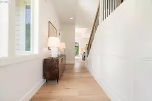 12070 NW Stewartridge Ln, Portland, OR 97229 - Photo 22