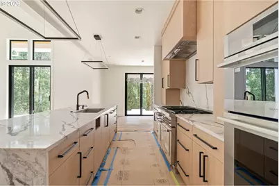 12070 NW Stewartridge Ln, Portland, OR 97229 - Photo 6