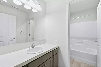 988 NE 73rd Ave, Hillsboro, OR 97124 - Photo 32