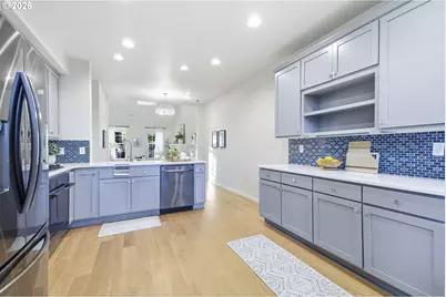 988 NE 73rd Ave, Hillsboro, OR 97124 - Photo 18