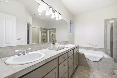 988 NE 73rd Ave, Hillsboro, OR 97124 - Photo 24
