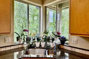 11450 SW Capitol Hwy, Portland, OR 97219 - Photo 10