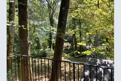 11450 SW Capitol Hwy, Portland, OR 97219 - Photo 40