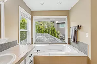 2600 Coeur D Alene Dr, West Linn, OR 97068 - Photo 18